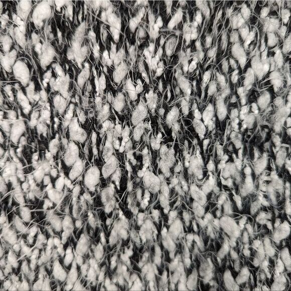 Vintage Chunky Knit Sweater - Picture 6 of 7